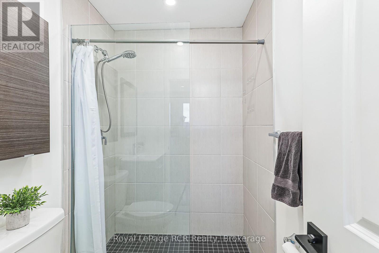401 - 20 Beckwith Lane Property Photo 22