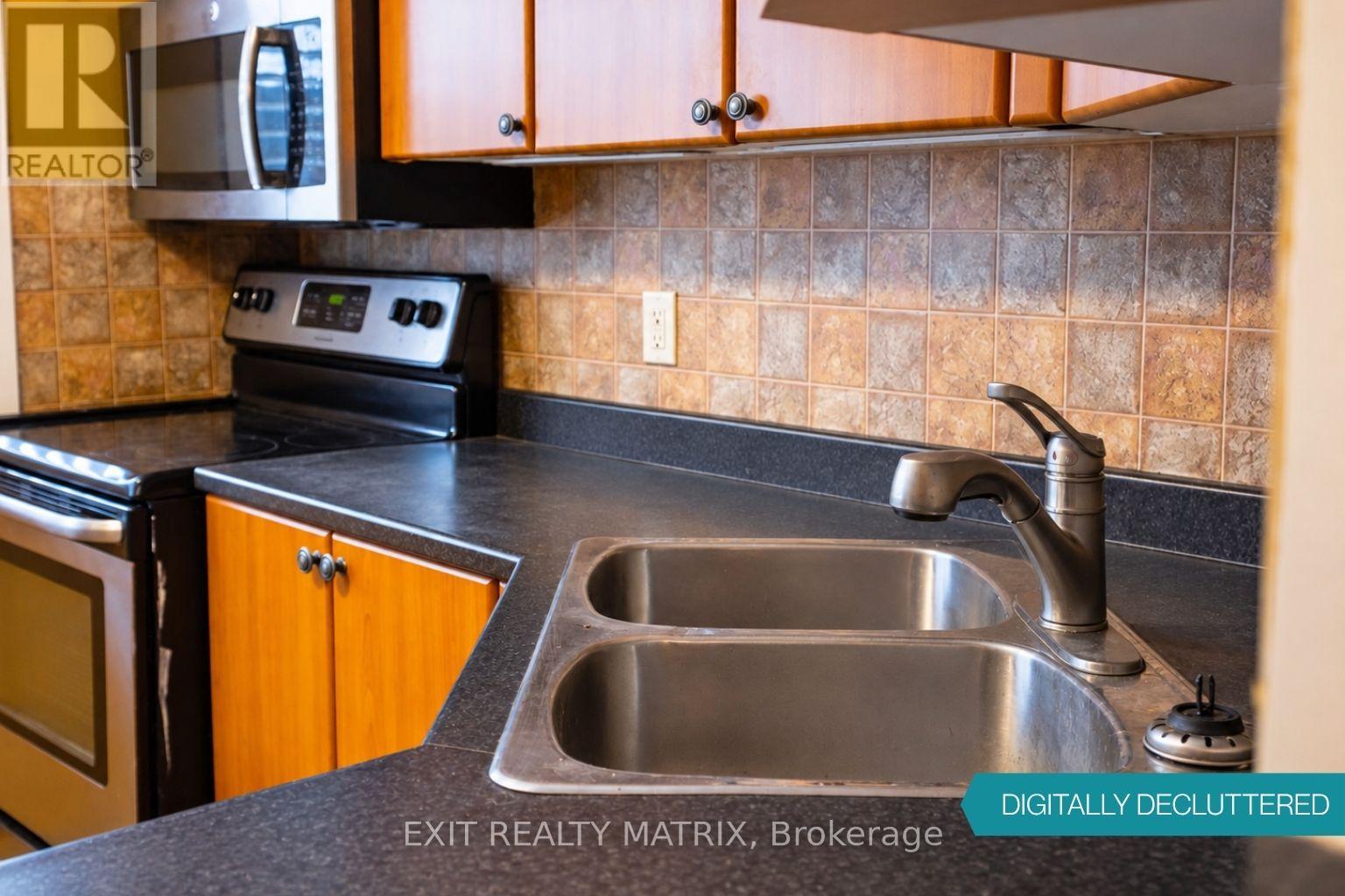 3006 Fairlea Crescent Property Photo 4