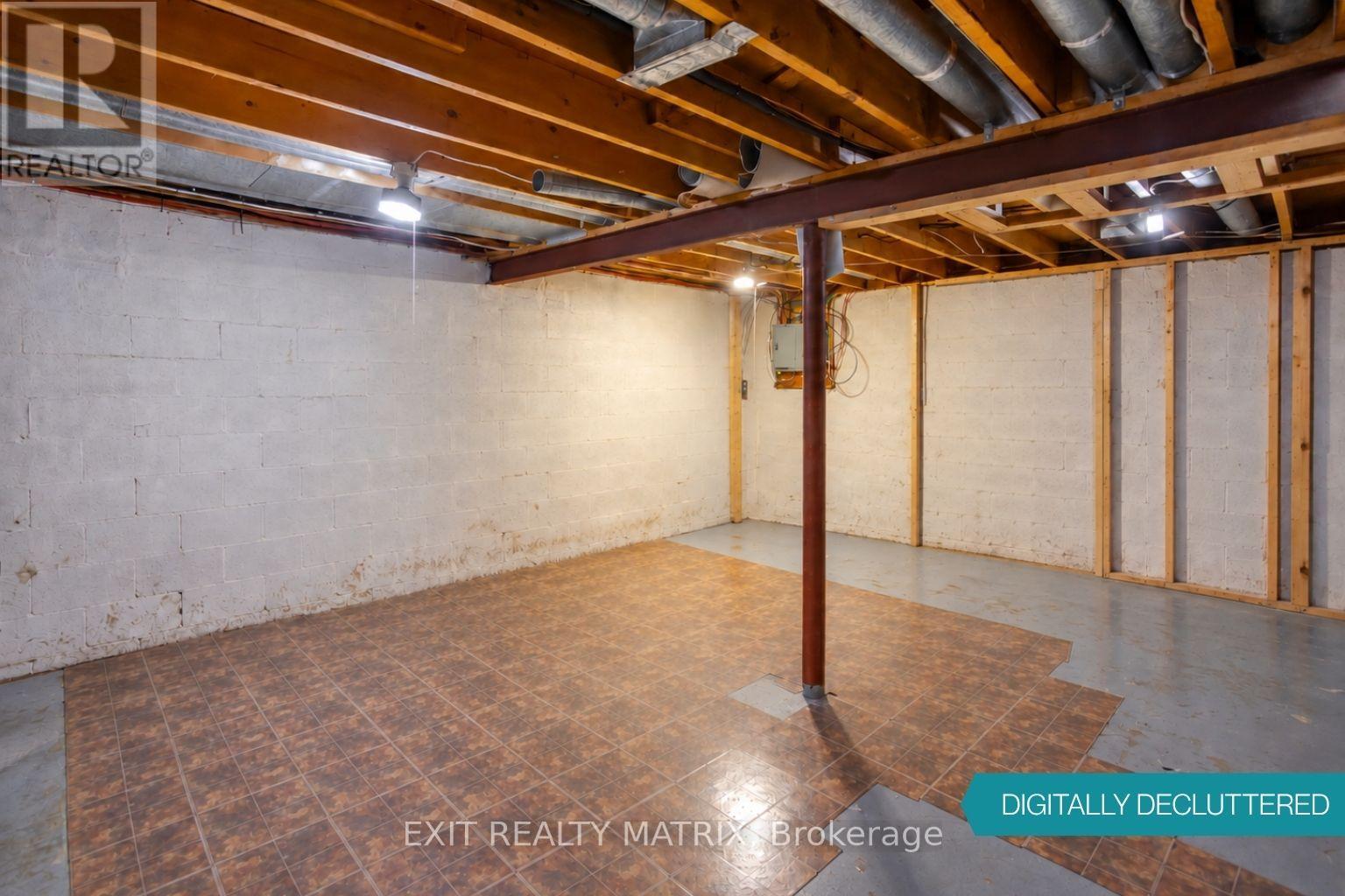 3006 Fairlea Crescent Property Photo 19