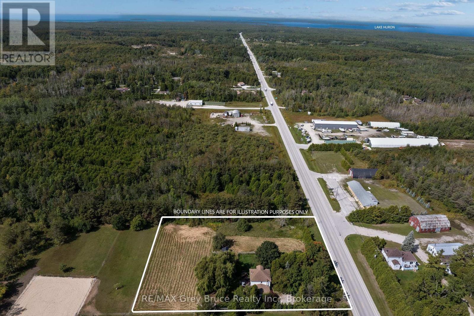 7011 Highway 6 Property Photo 1