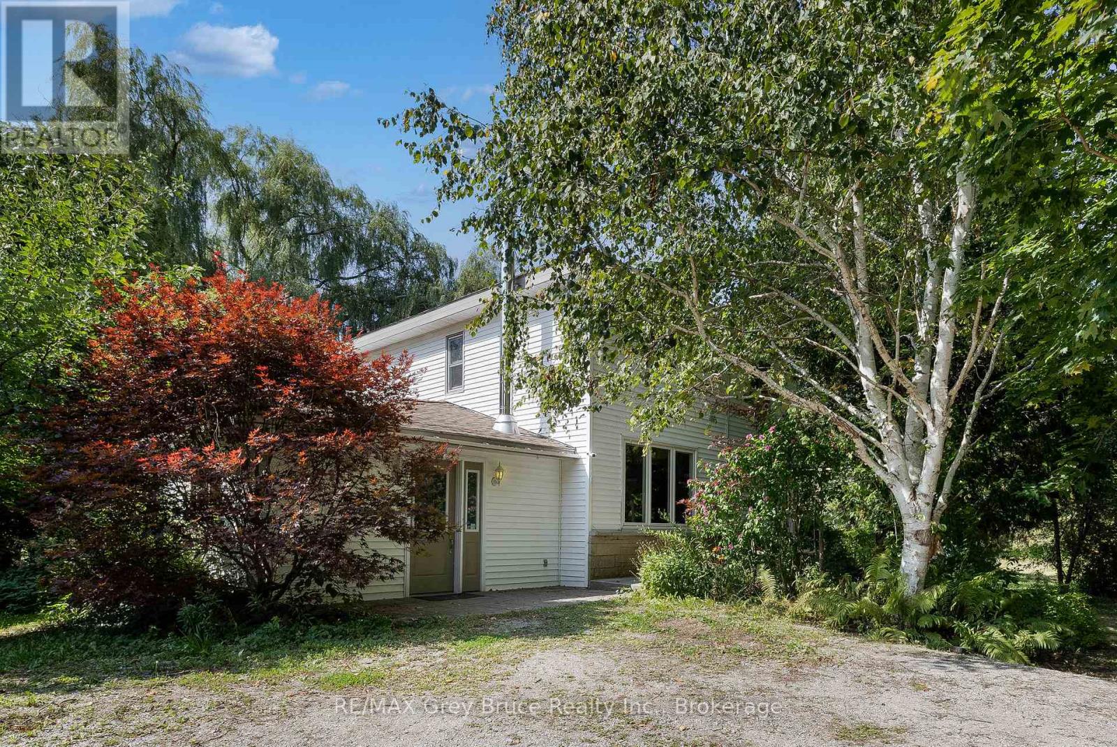 7011 Highway 6 Property Photo 2