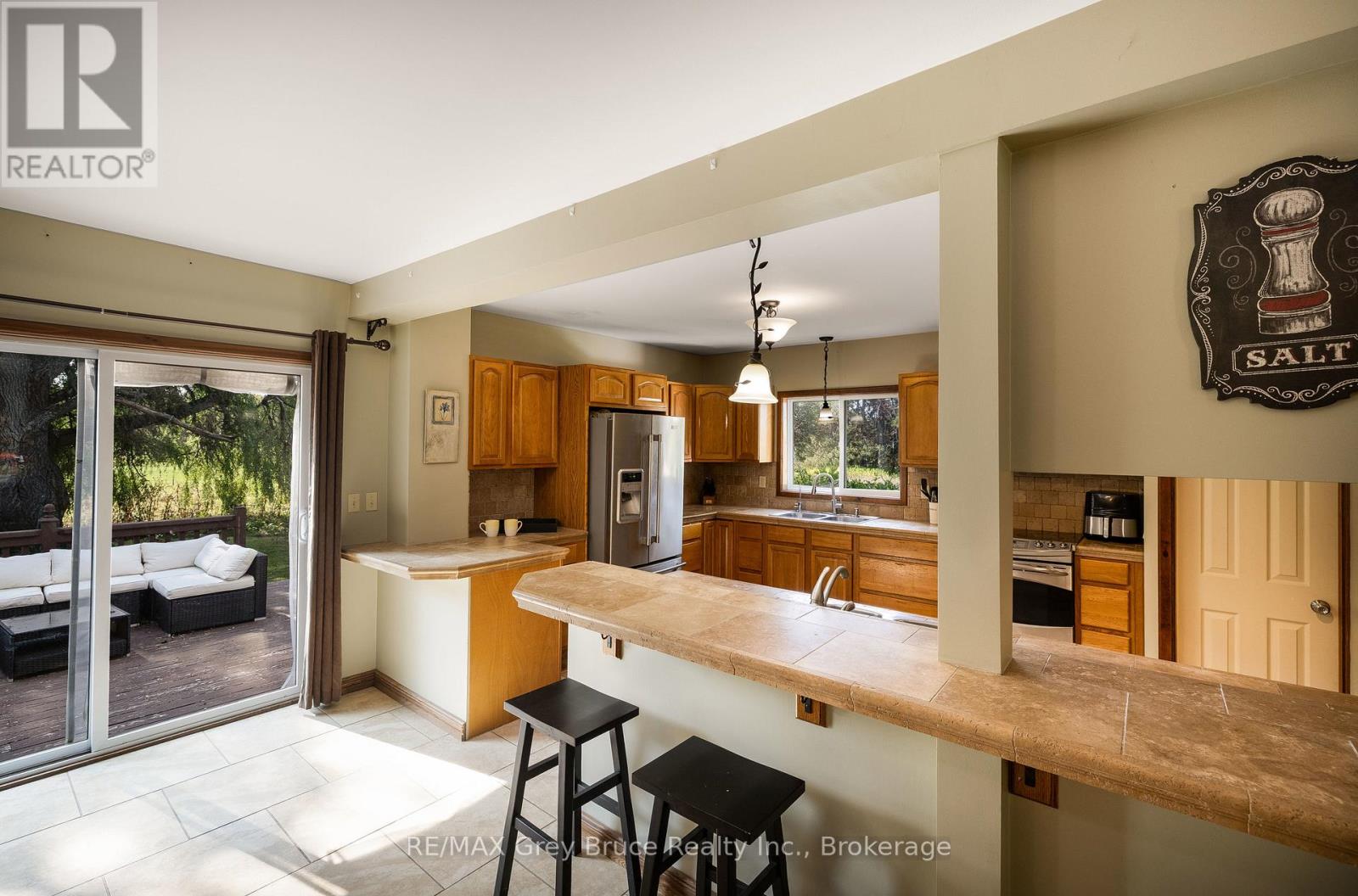 7011 Highway 6 Property Photo 14