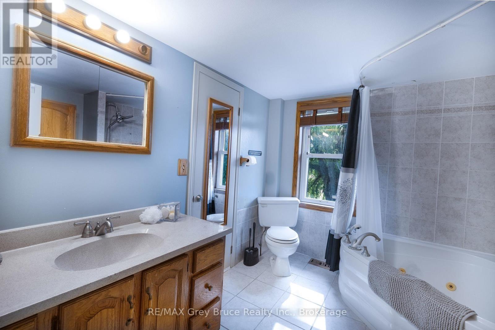 7011 Highway 6 Property Photo 20