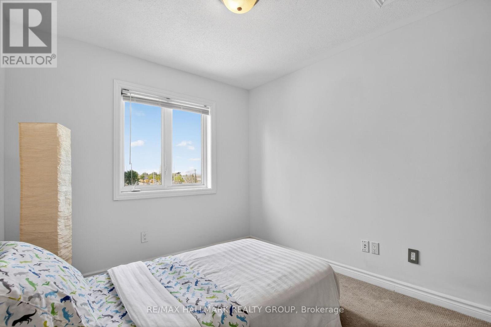 B - 1145 Longfields Drive Property Photo 39