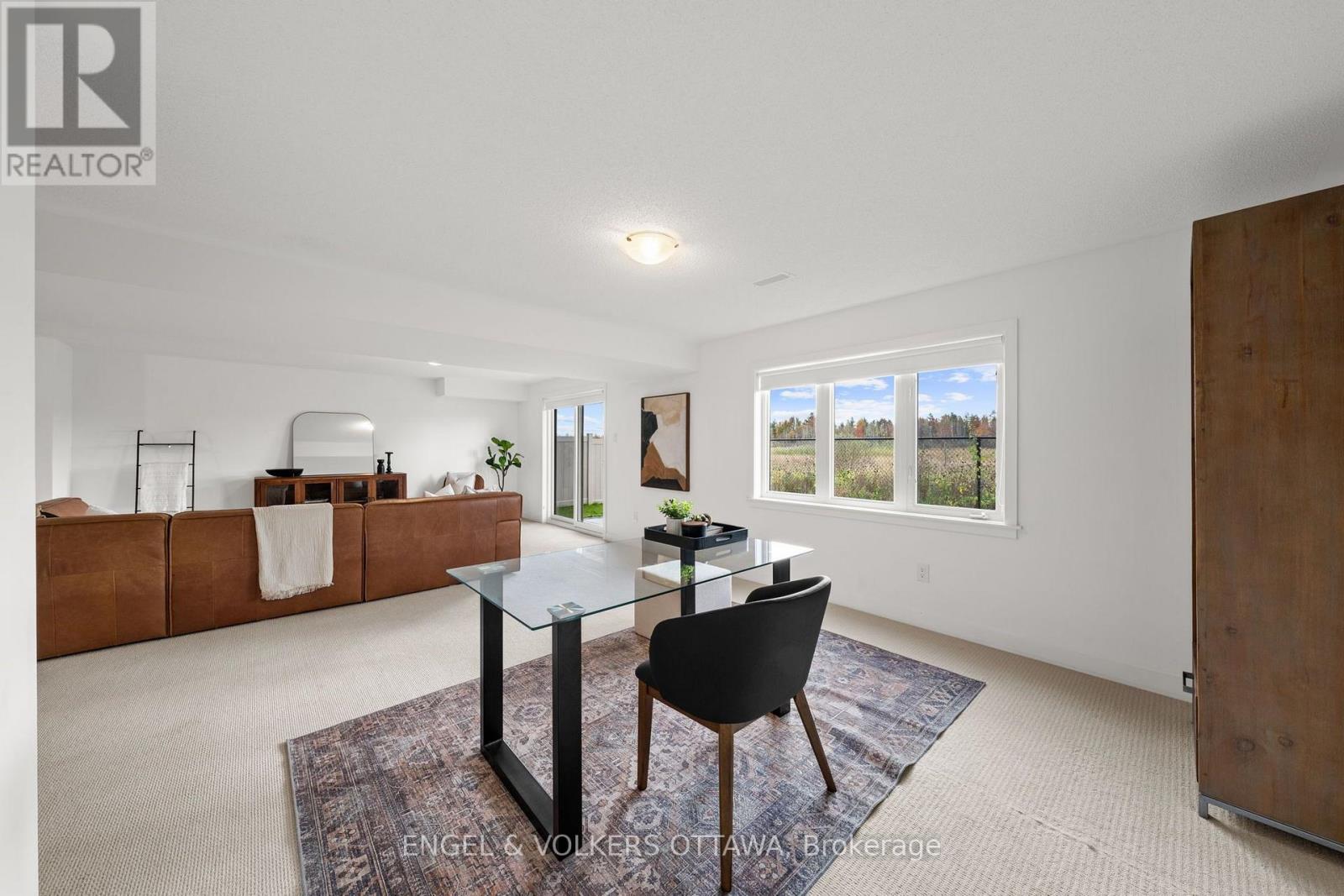 154 Winterhaven Drive Property Photo 36