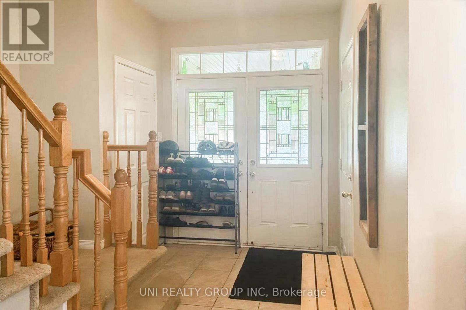 131 Lamplighters Drive Property Photo 2
