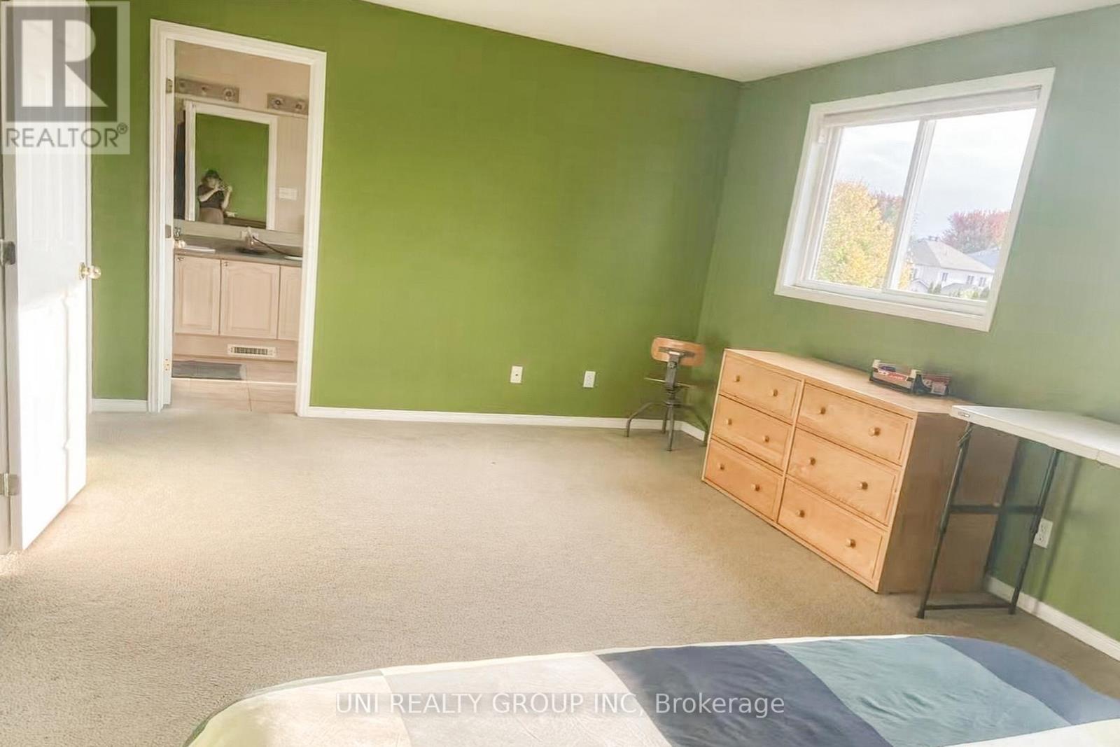 131 Lamplighters Drive Property Photo 14