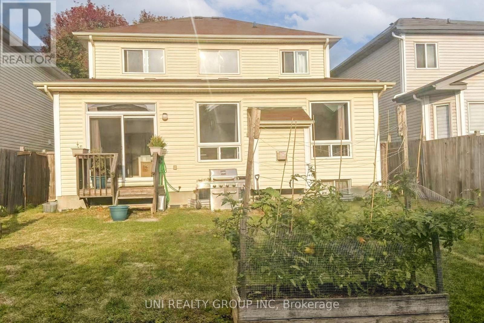 131 Lamplighters Drive Property Photo 25