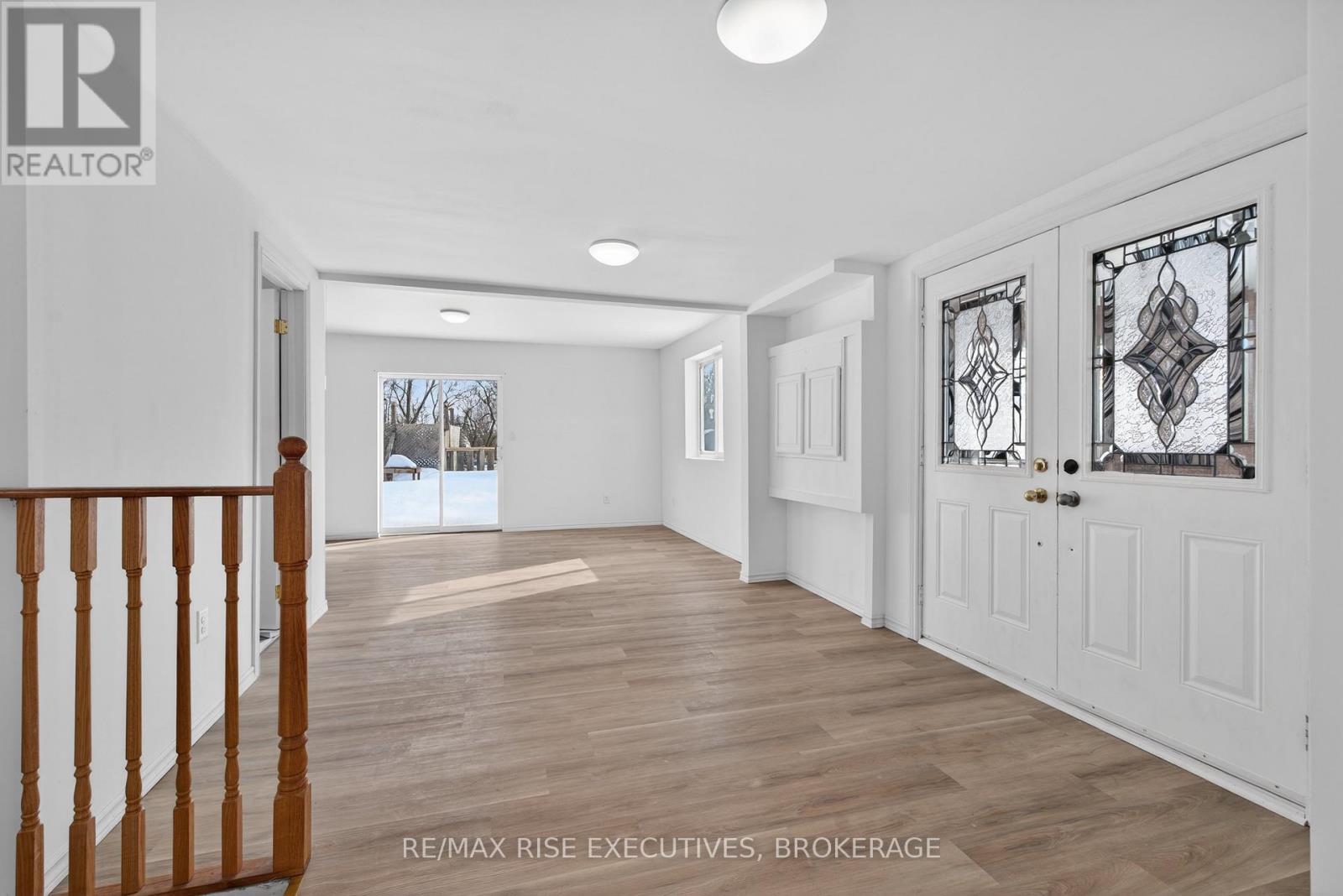 750 Moira Road Property Photo 10