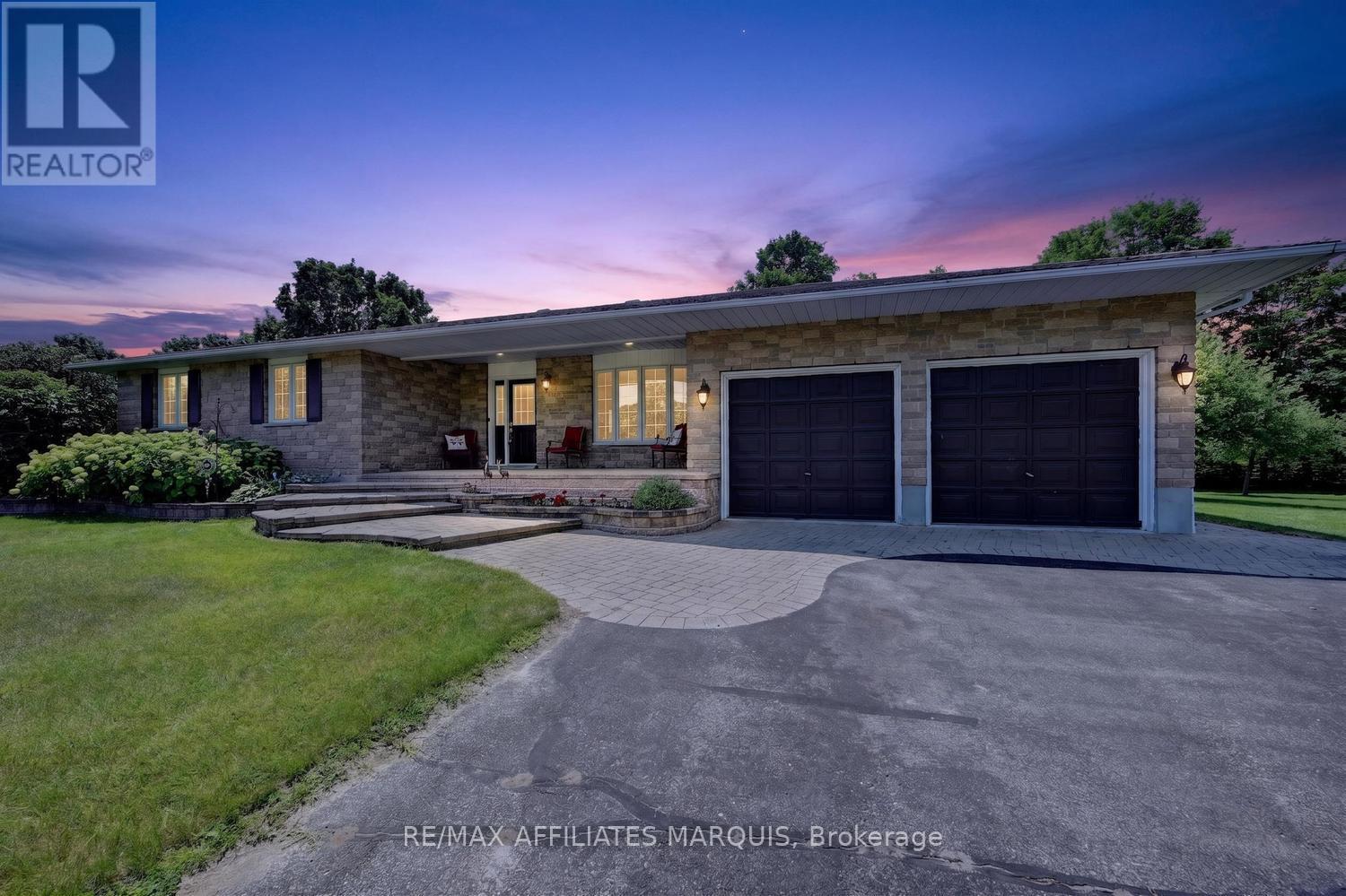 4 Davis Lane Property Photo 1