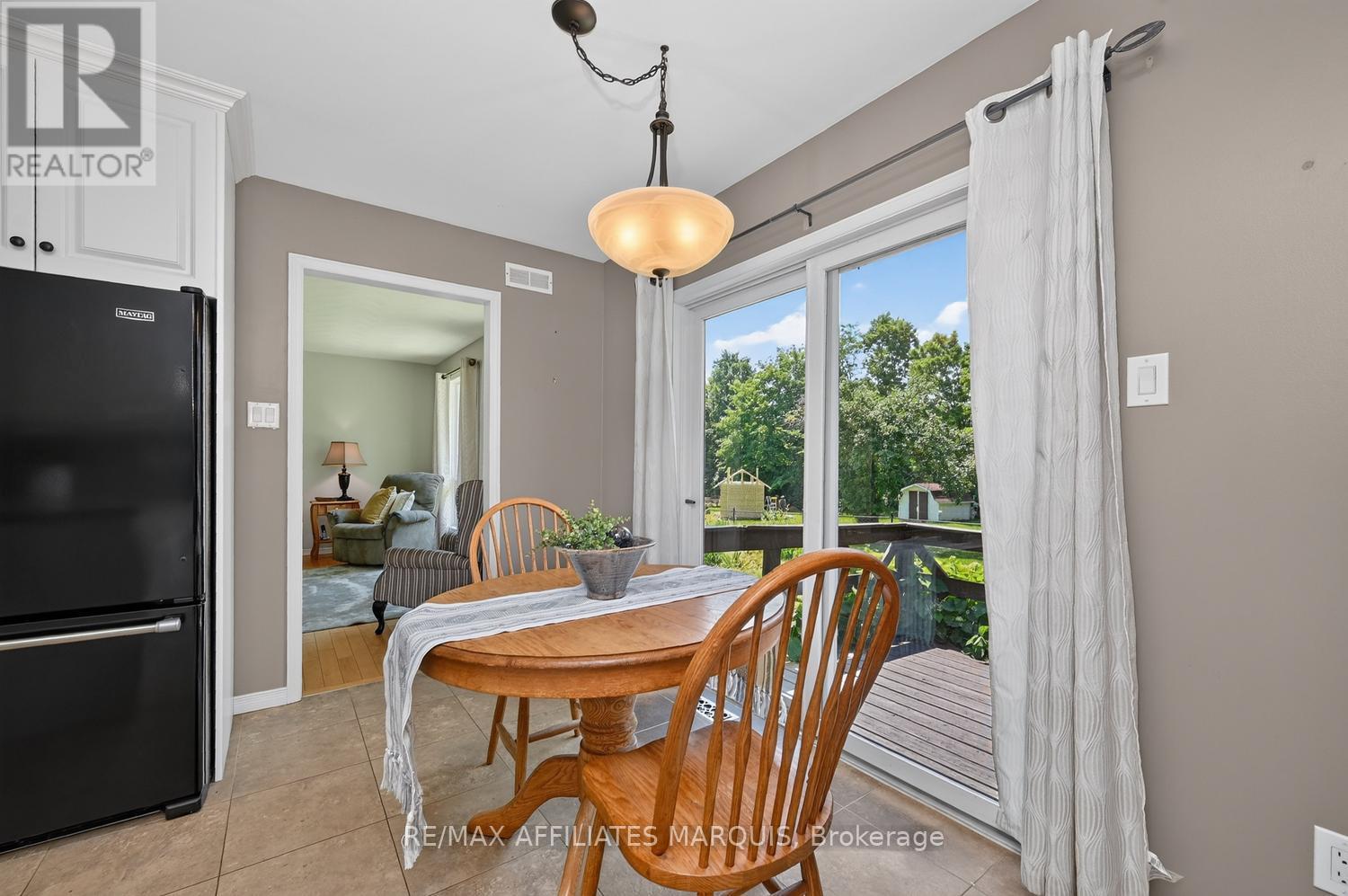4 Davis Lane Property Photo 13