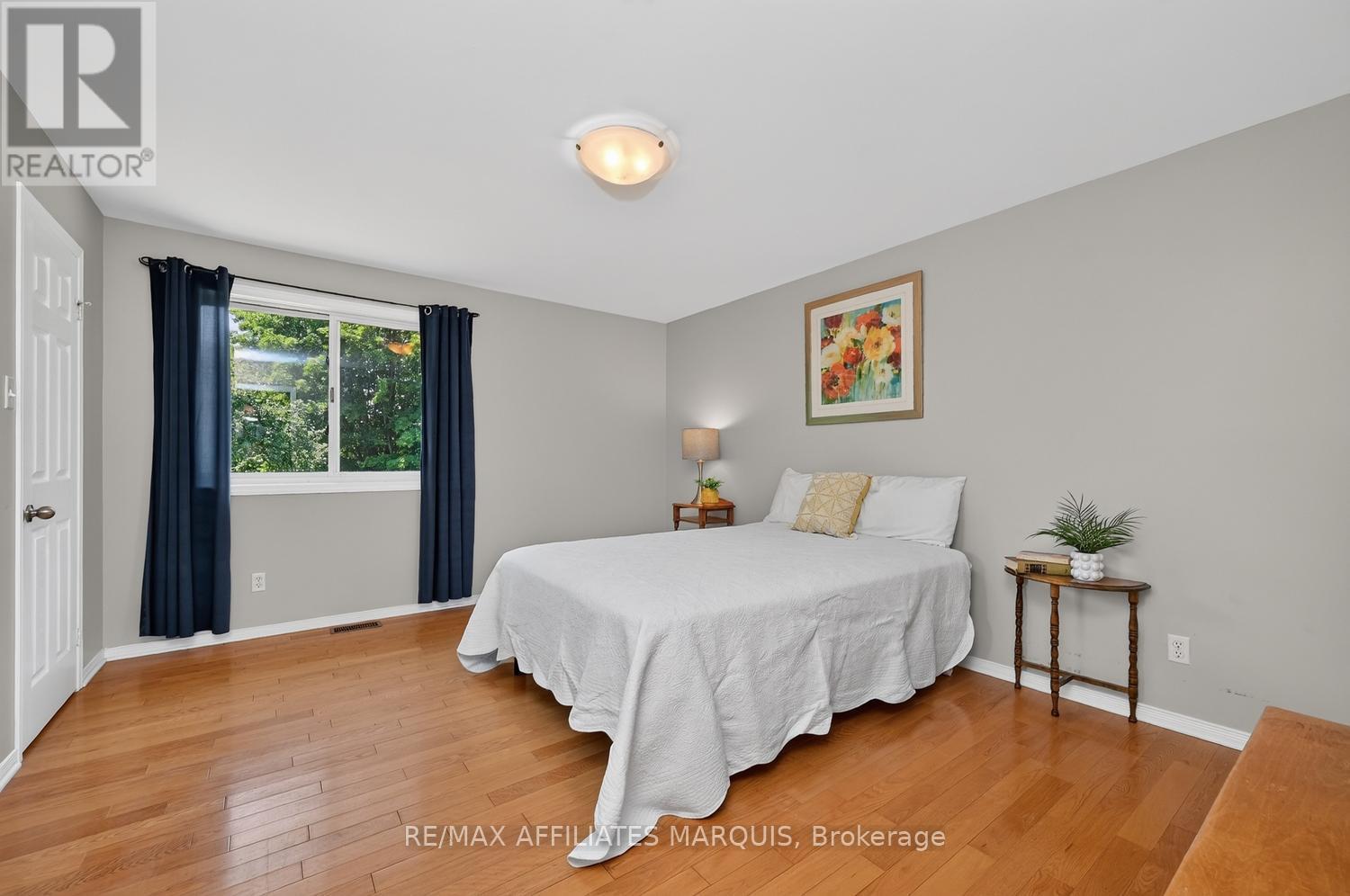 4 Davis Lane Property Photo 16