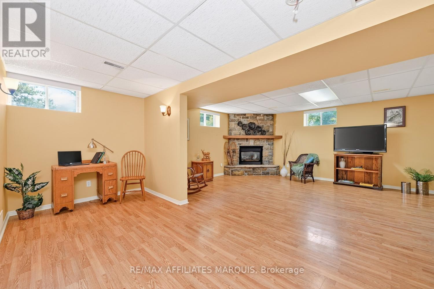 4 Davis Lane Property Photo 26