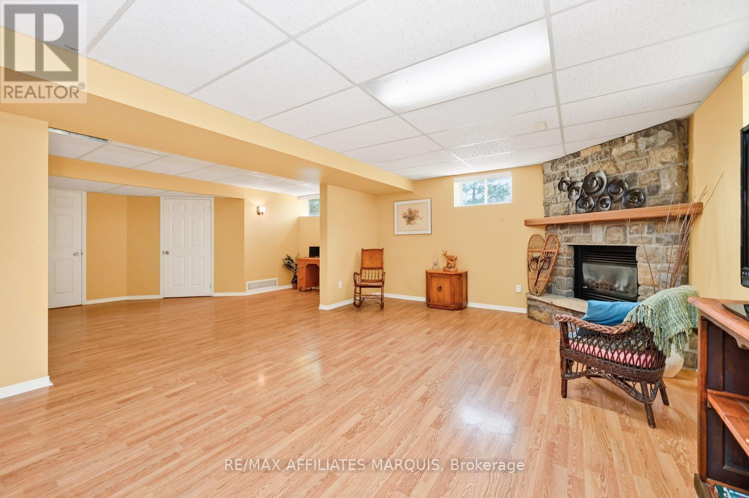 4 Davis Lane Property Photo 28