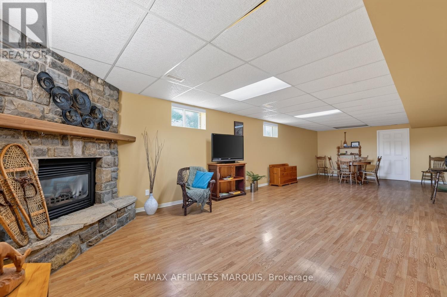 4 Davis Lane Property Photo 29