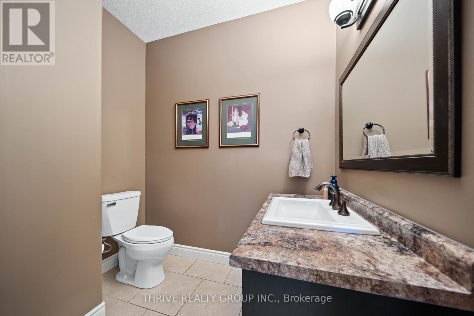 12 Ashwood Crescent Property Photo 13