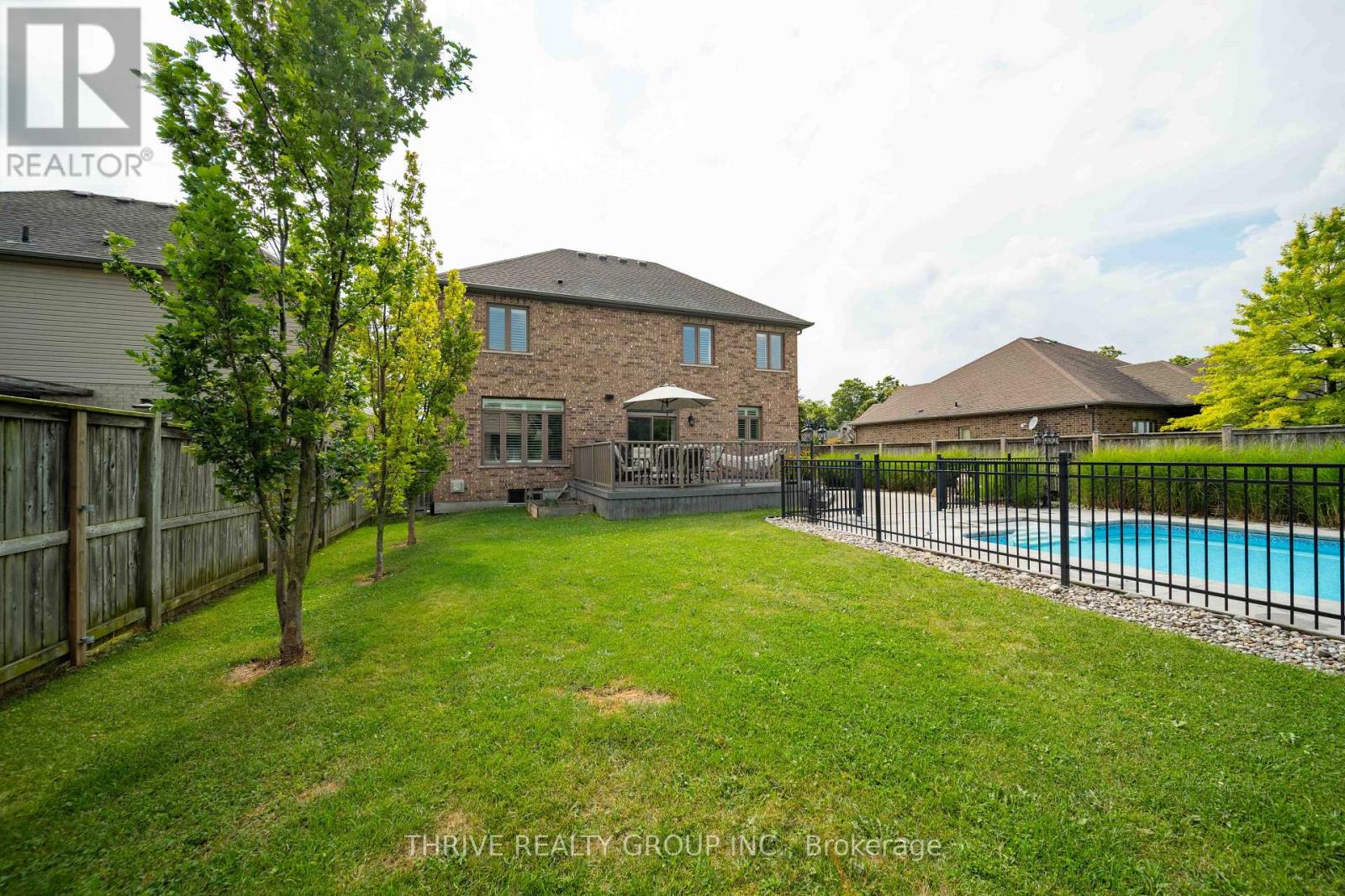 12 Ashwood Crescent Property Photo 39