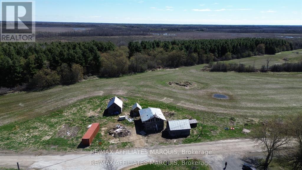 520 Pioneer Road Property Photo 3