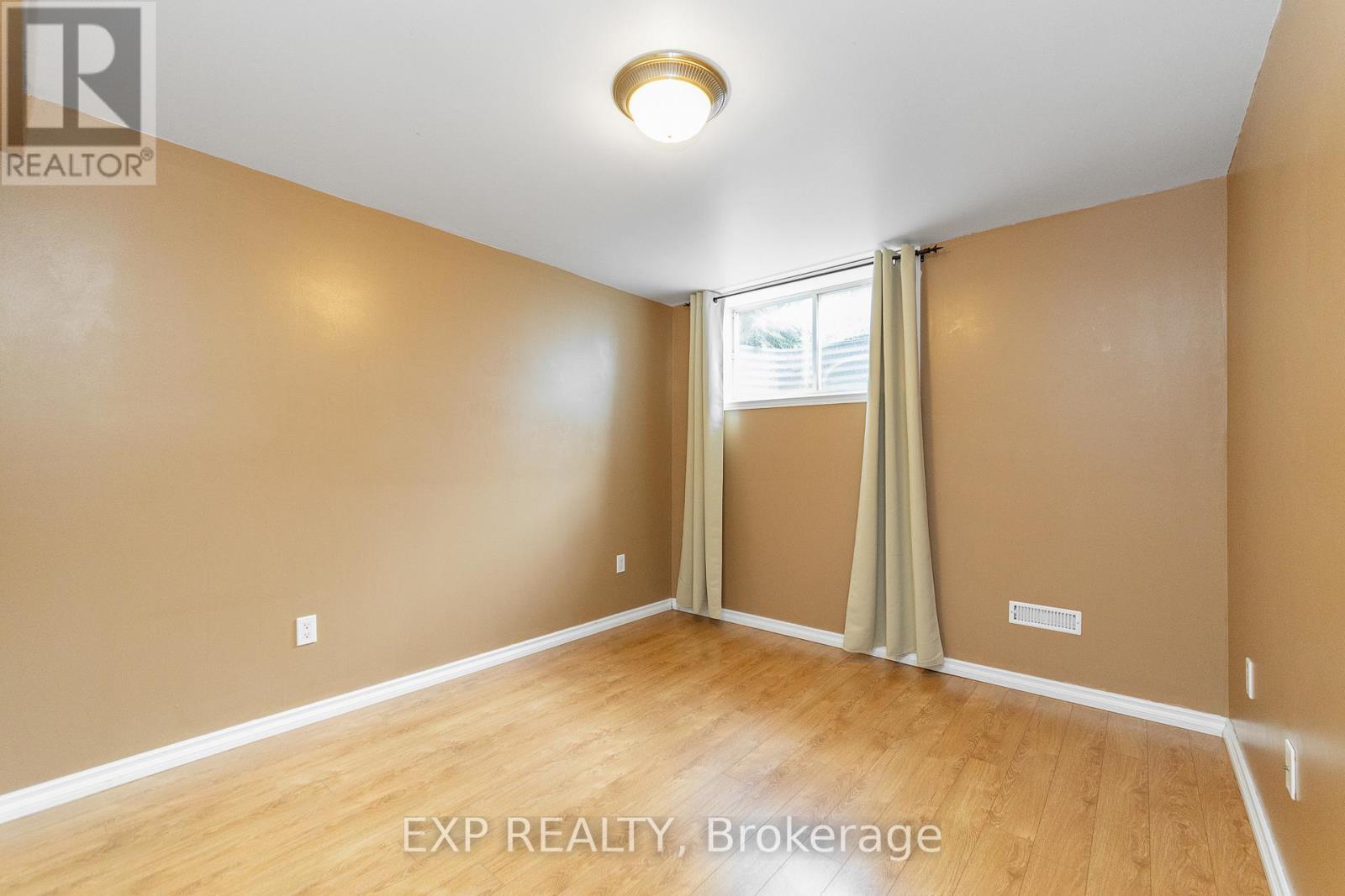 221 Northwind Street Property Photo 36