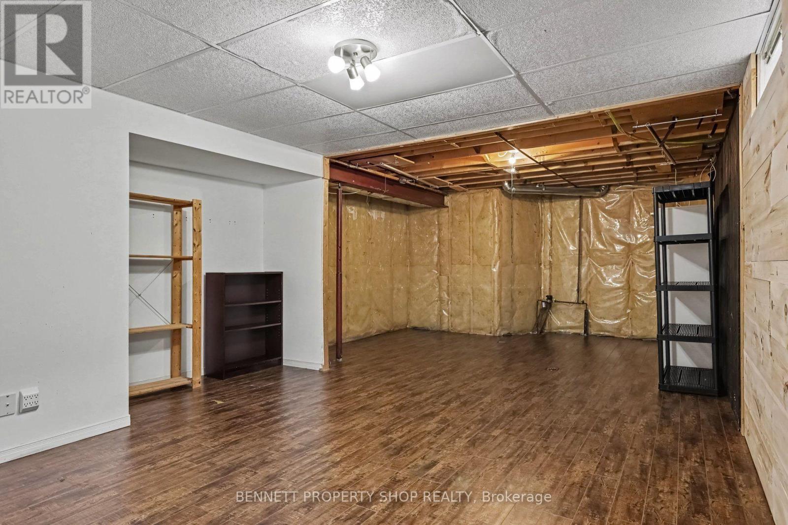 13 Candow Crescent Property Photo 18