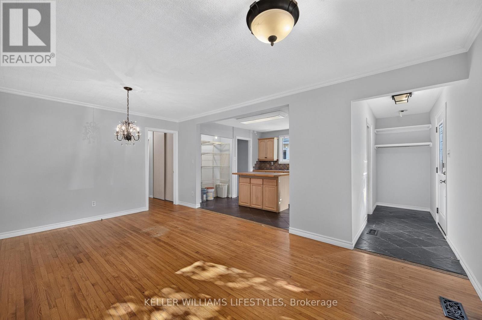 42 Stroud Crescent Property Photo 10