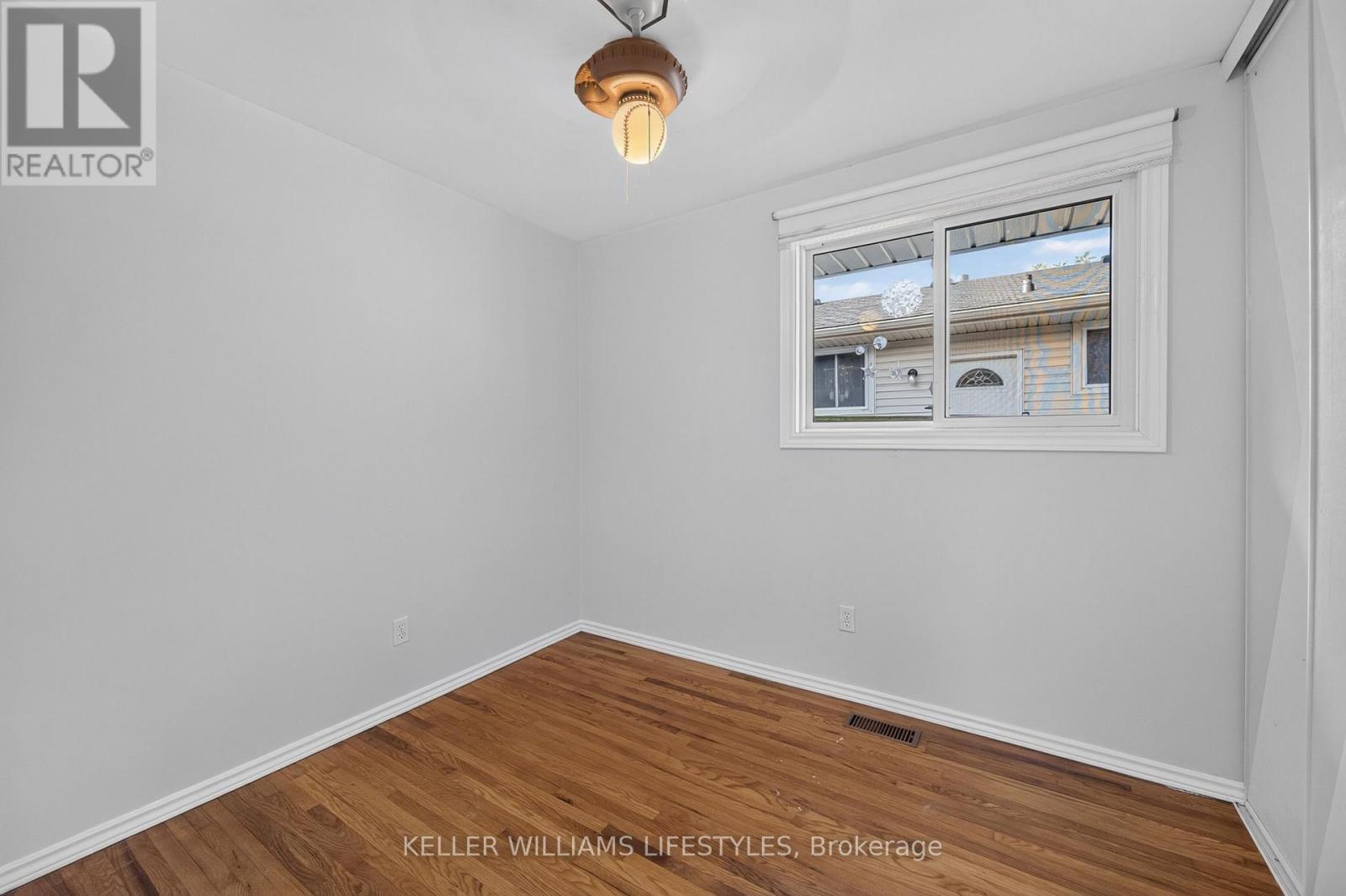42 Stroud Crescent Property Photo 12
