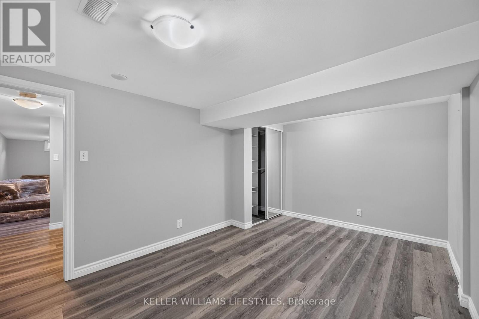 42 Stroud Crescent Property Photo 23