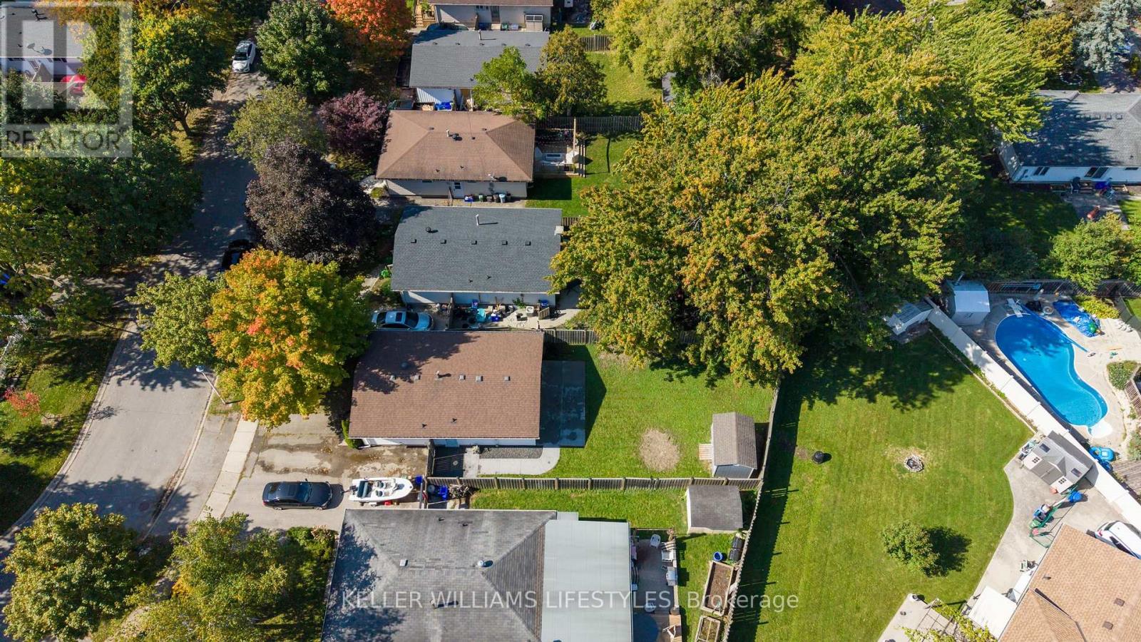 42 Stroud Crescent Property Photo 33