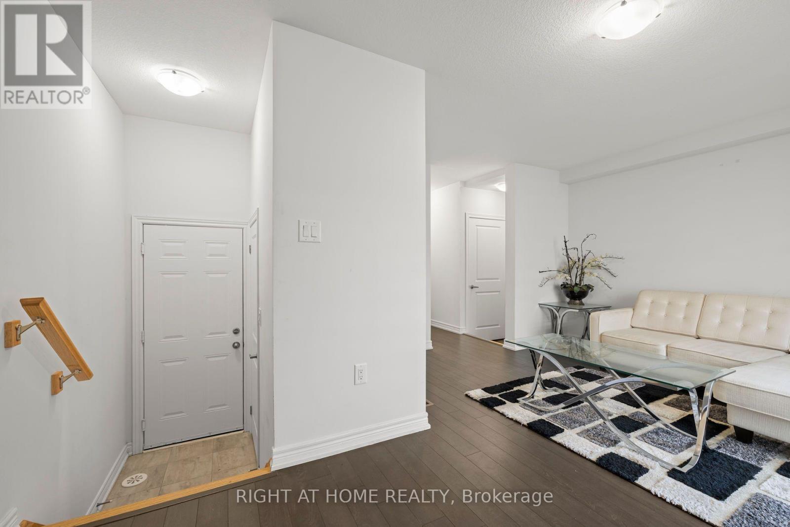 7 Rapids Lane Property Photo 31