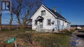 4006 Dunrobin Road Property Photo 2