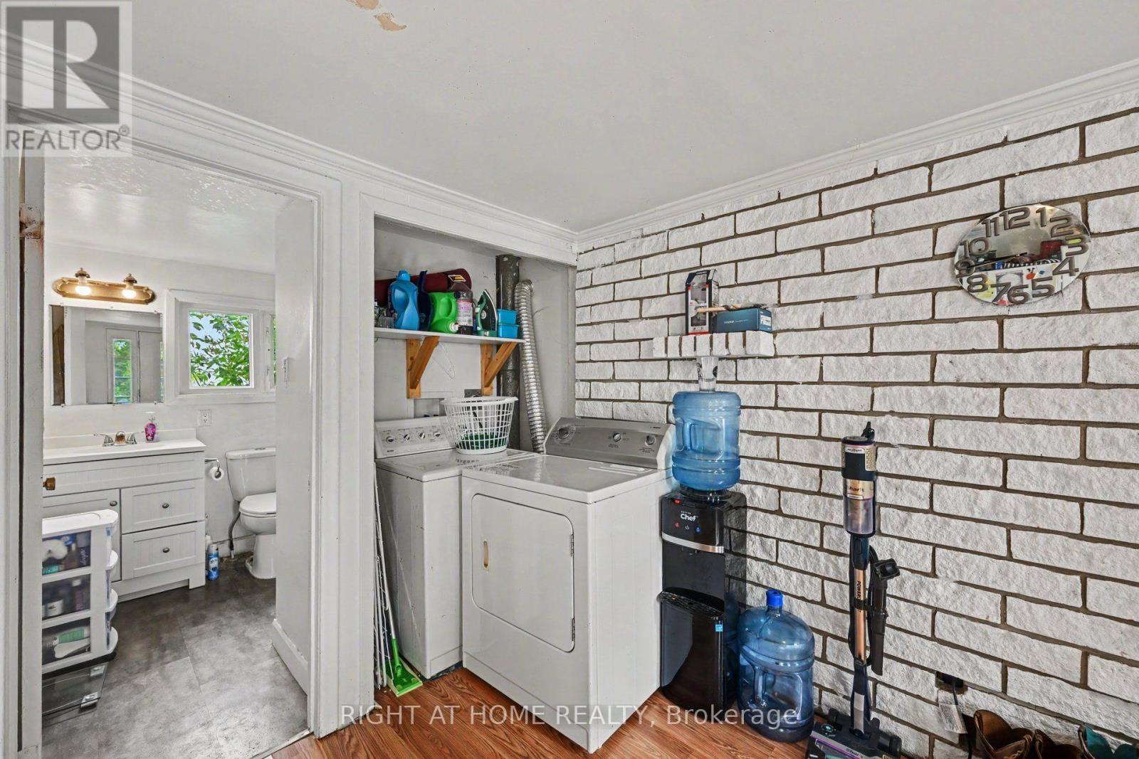 4006 Dunrobin Road Property Photo 11