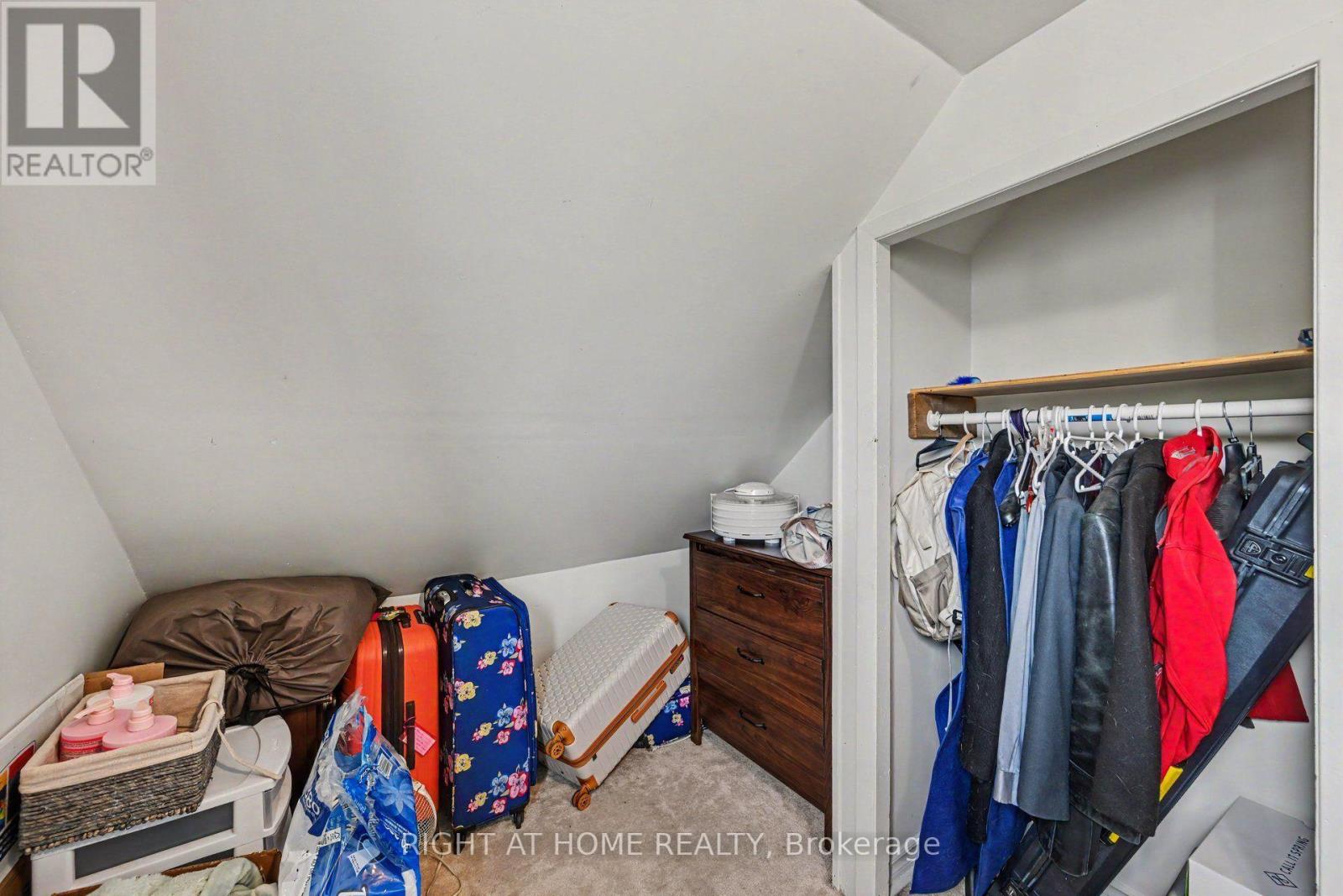4006 Dunrobin Road Property Photo 17