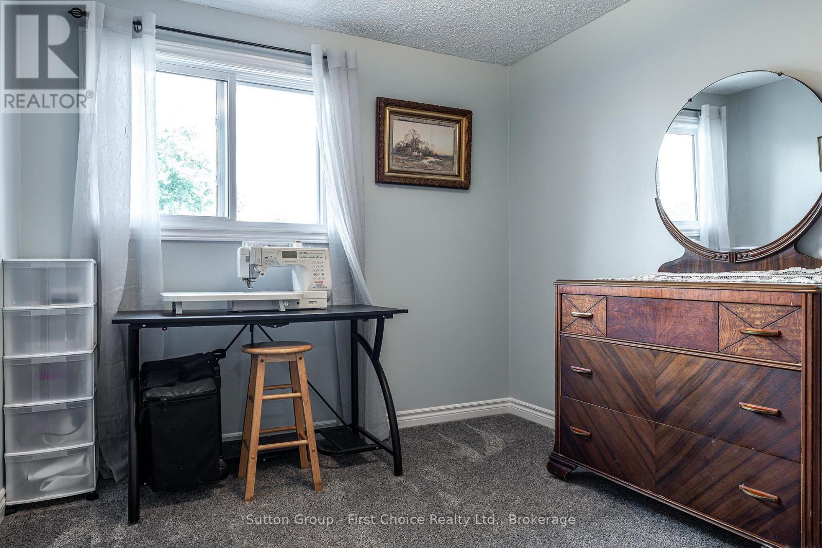 97 Graham Crescent Property Photo 19