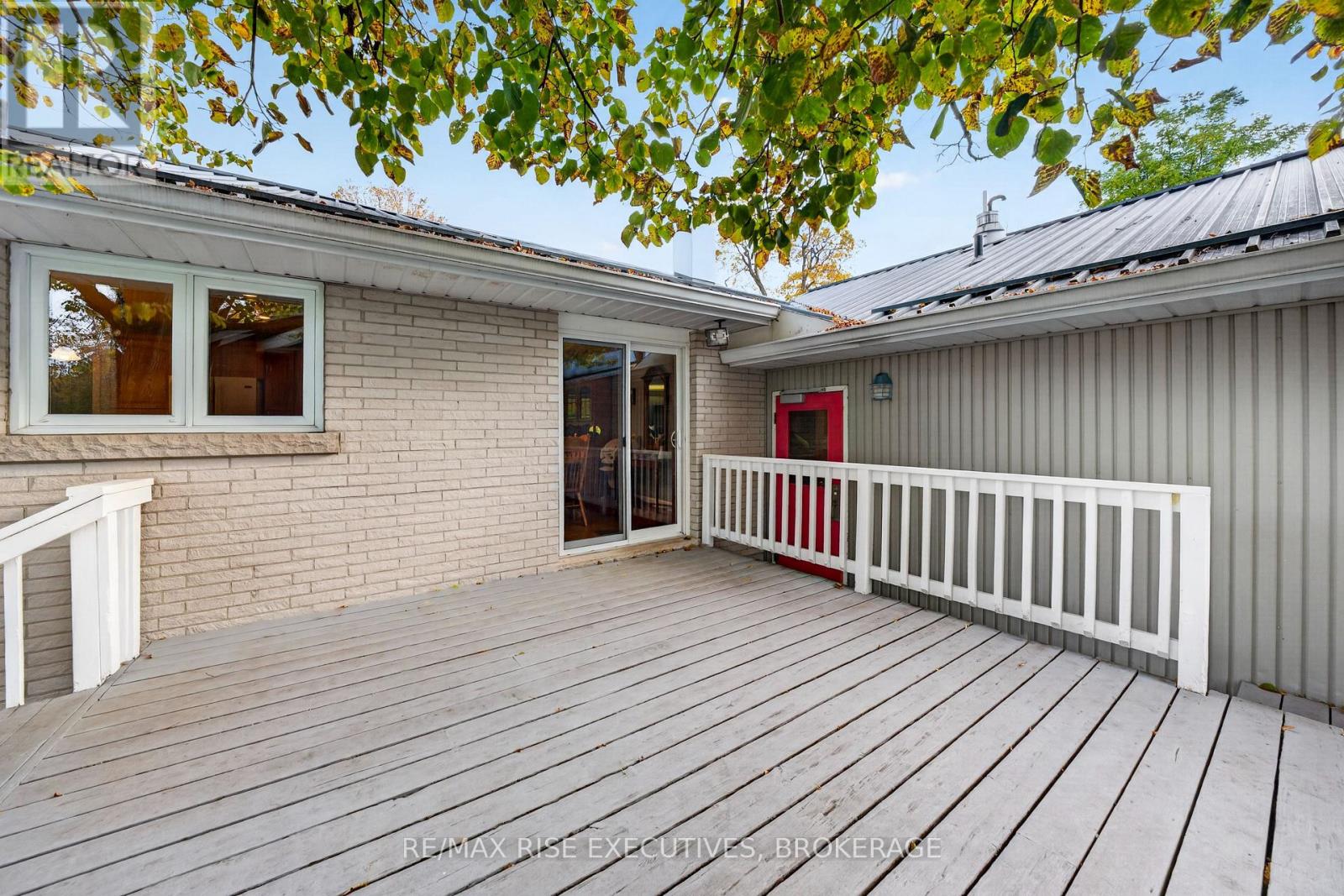 2345 Leeman Road Property Photo 32