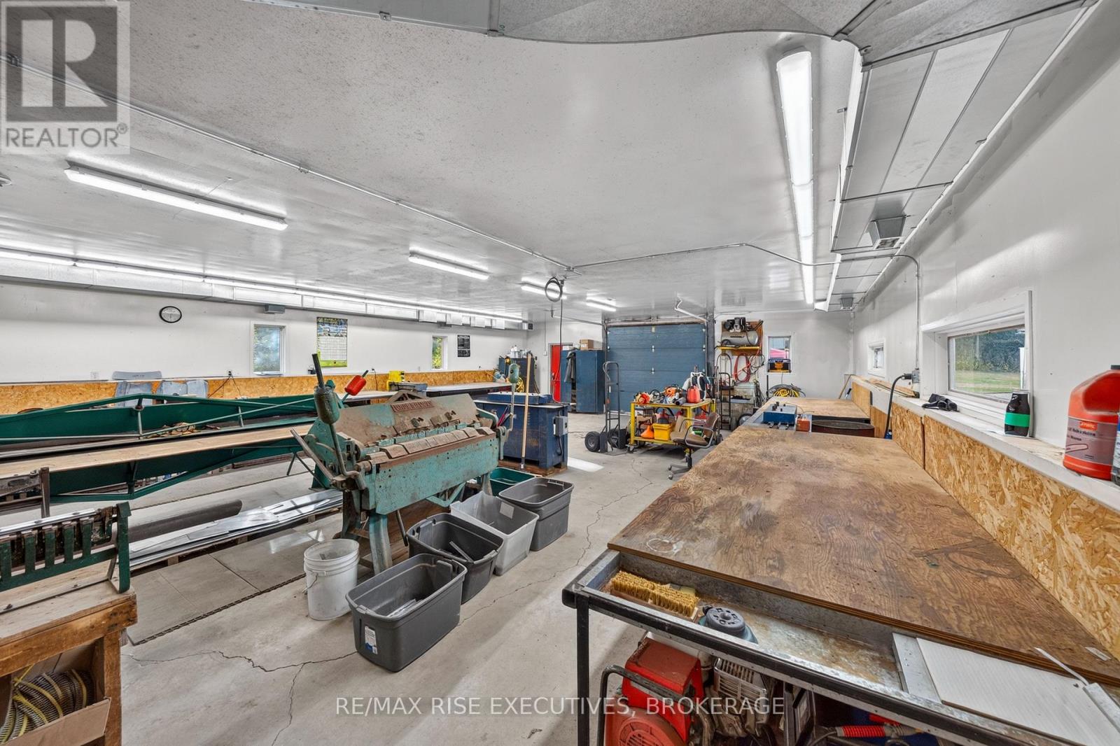 2345 Leeman Road Property Photo 34