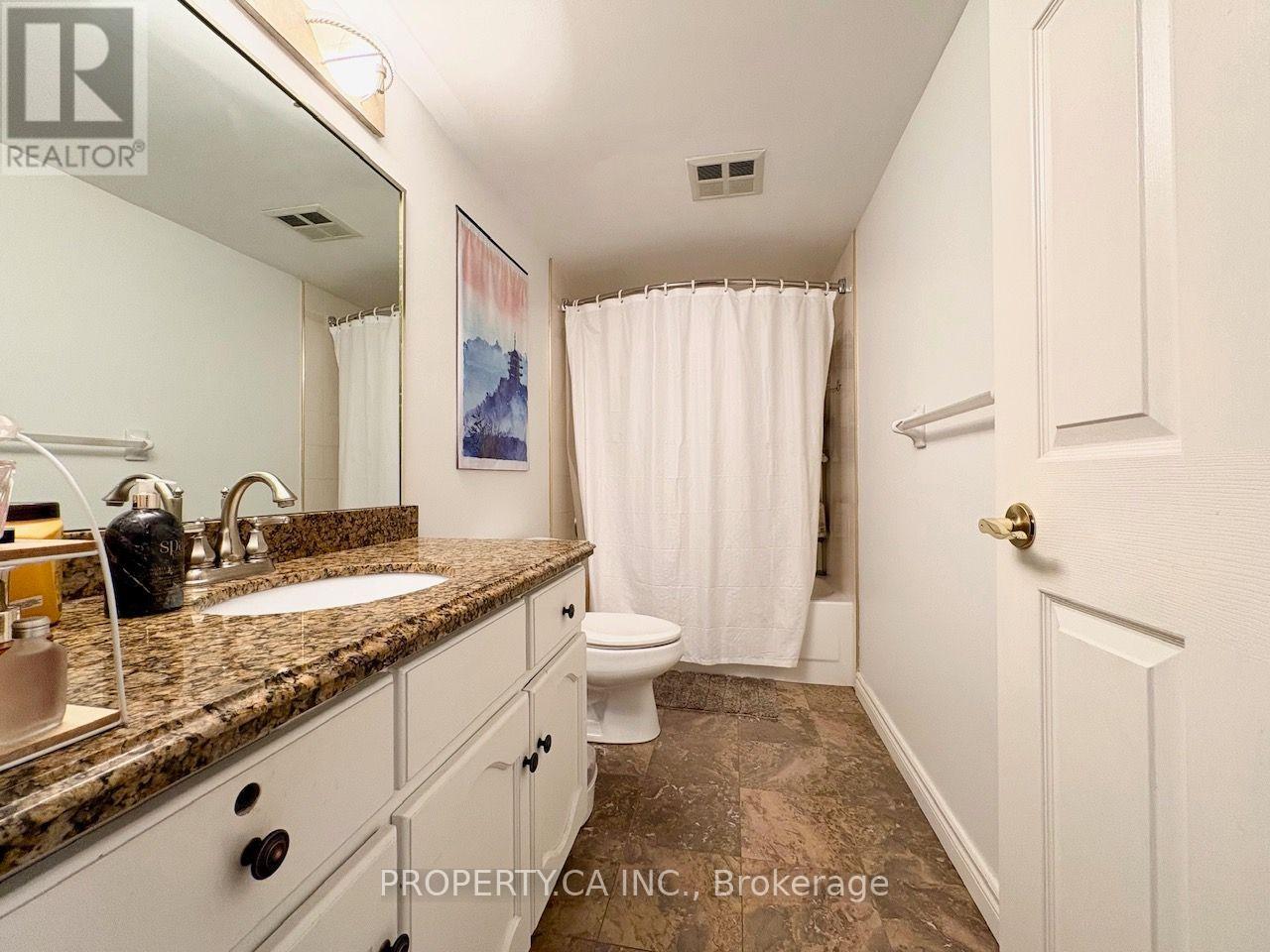 4a - 67 Caroline Street S Property Photo 6