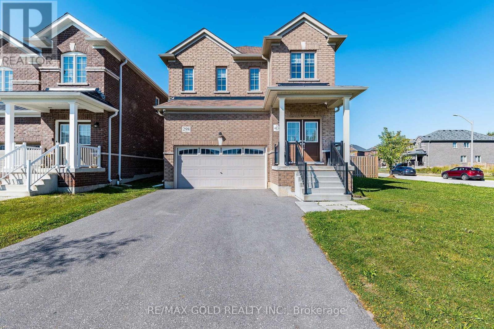 298 Ridley Crescent Property Photo 1