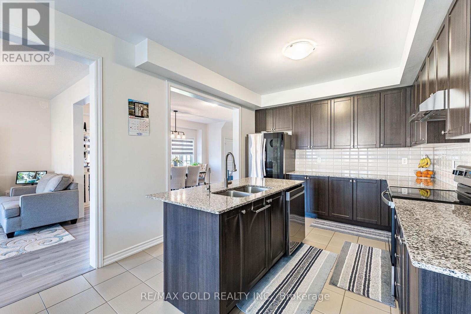 298 Ridley Crescent Property Photo 15