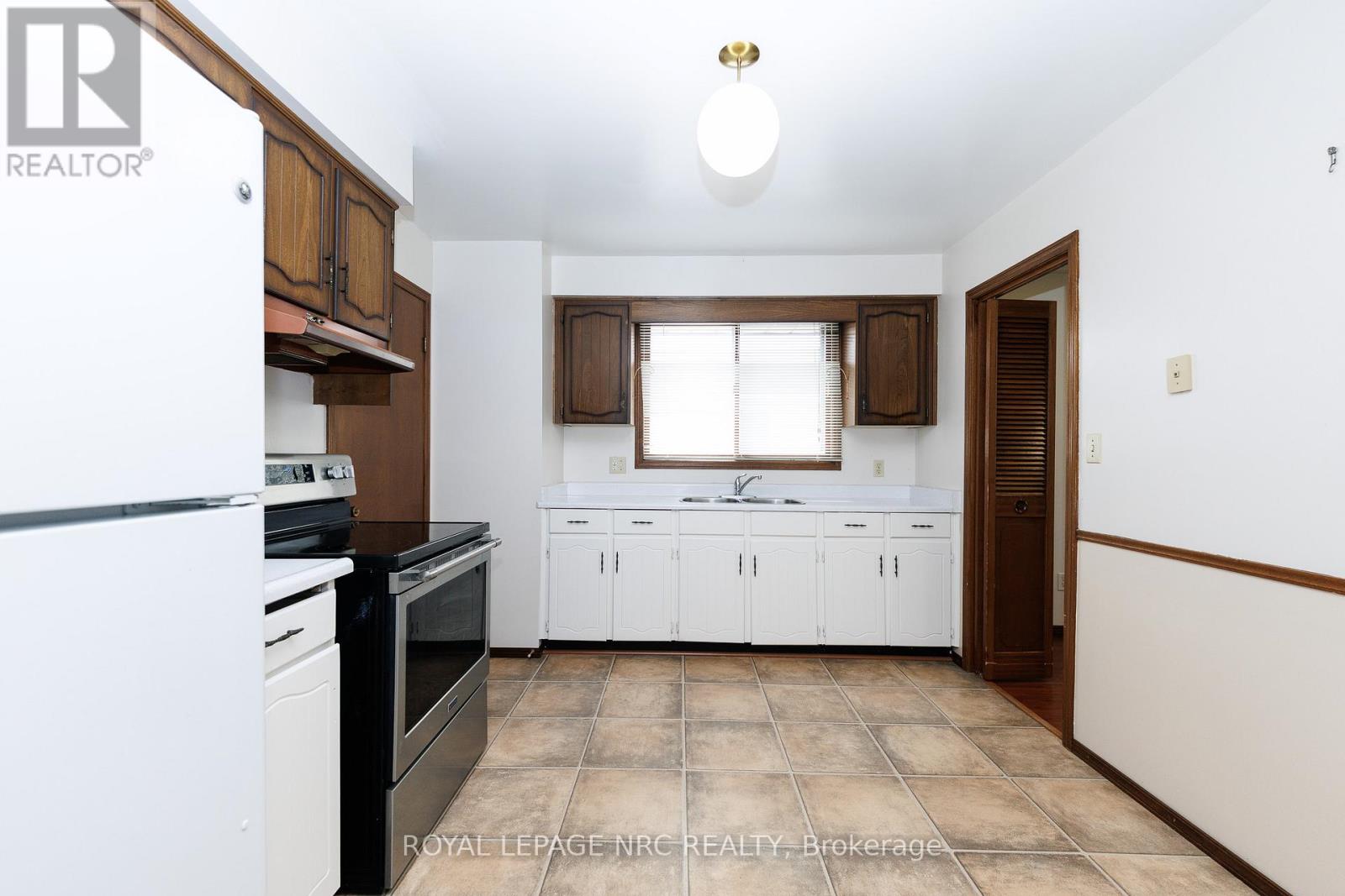 105 Hillview Road Property Photo 13