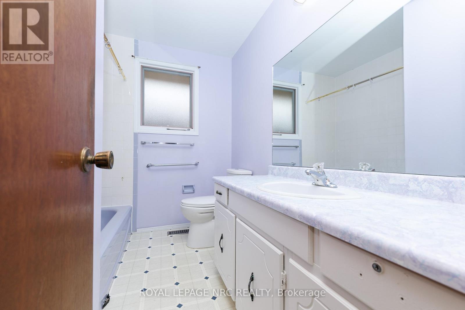105 Hillview Road Property Photo 16