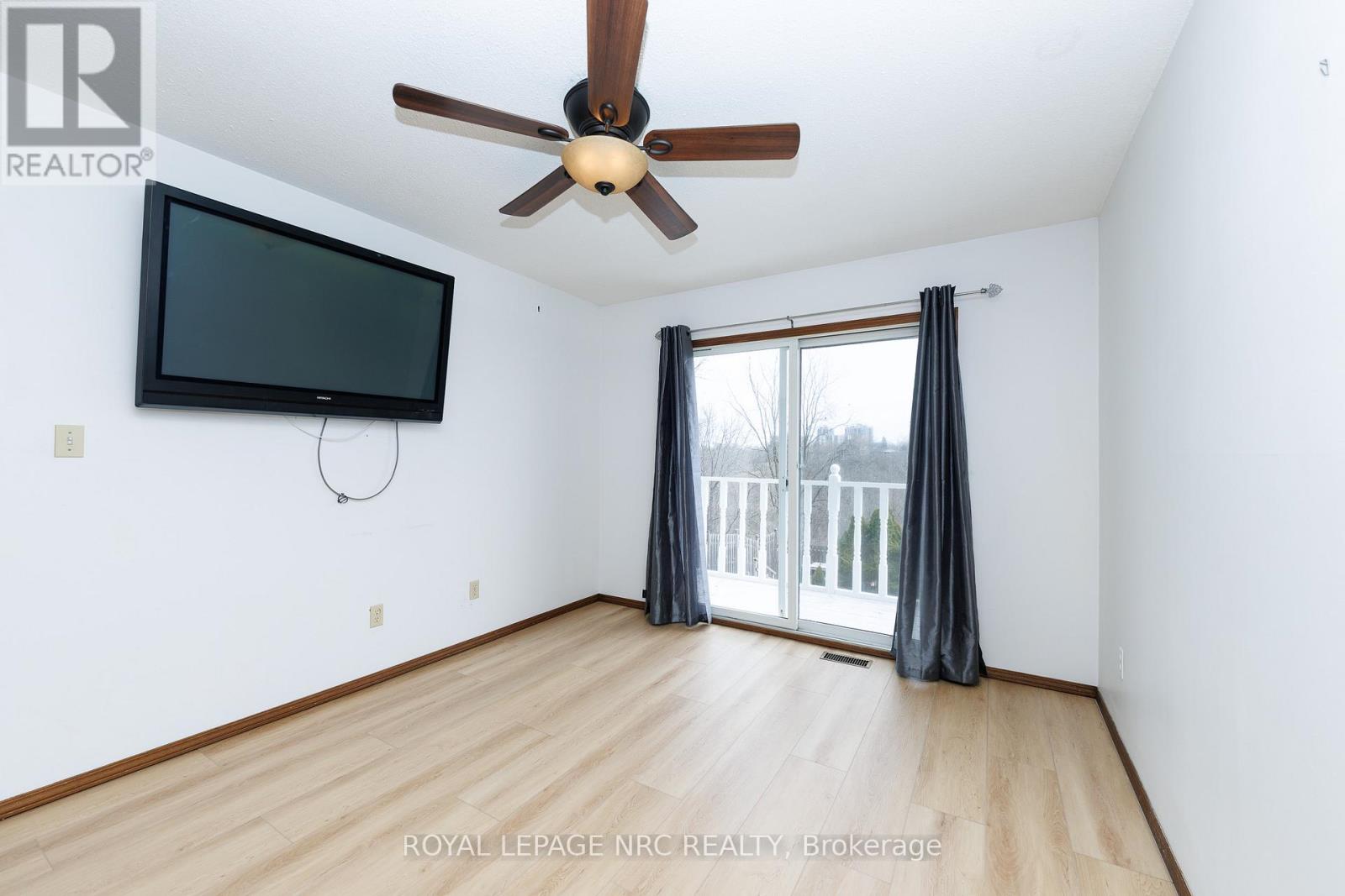 105 Hillview Road Property Photo 22
