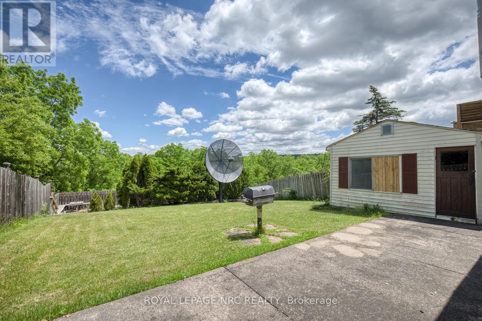 105 Hillview Road Property Photo 31