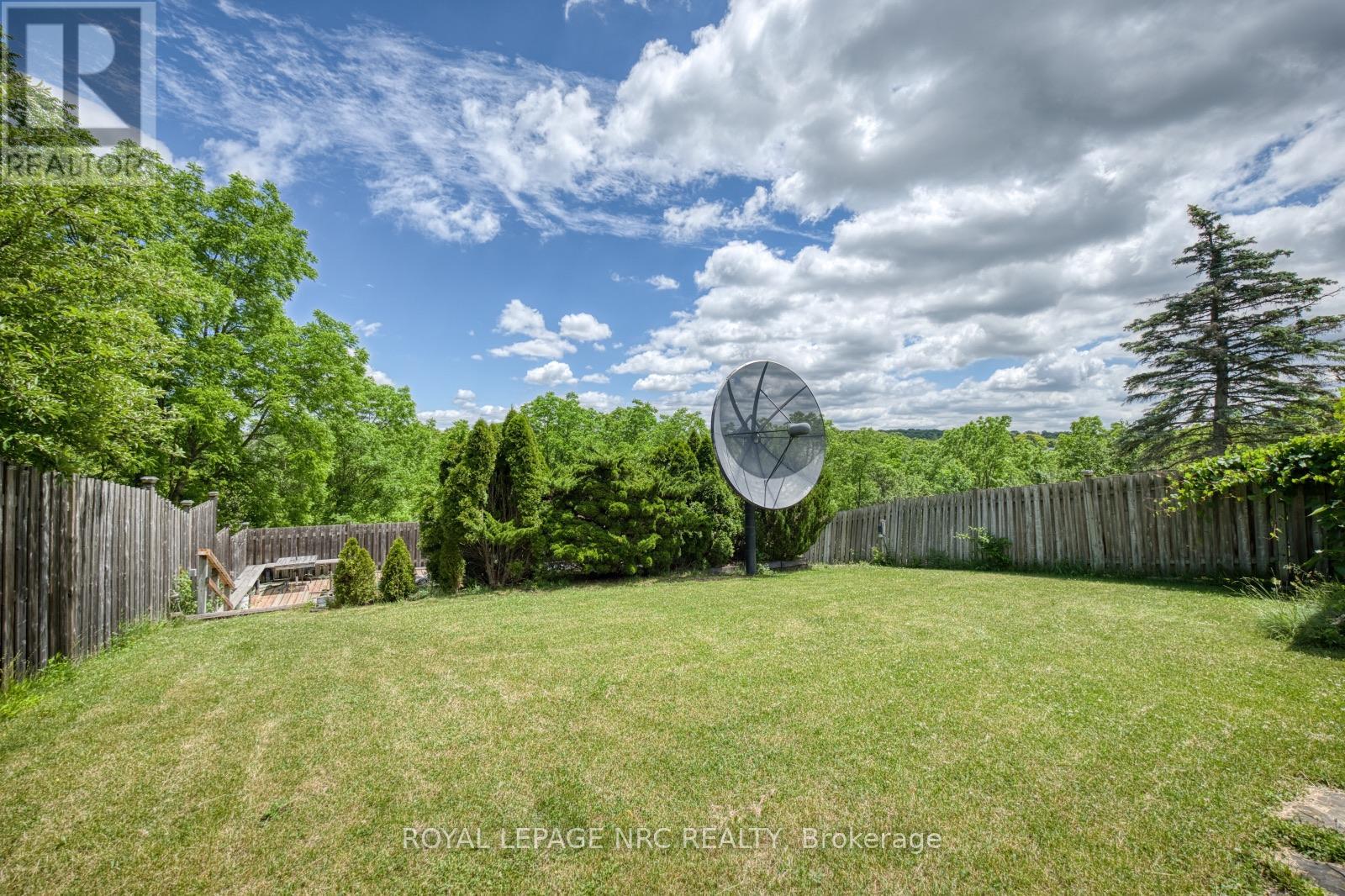 105 Hillview Road Property Photo 32