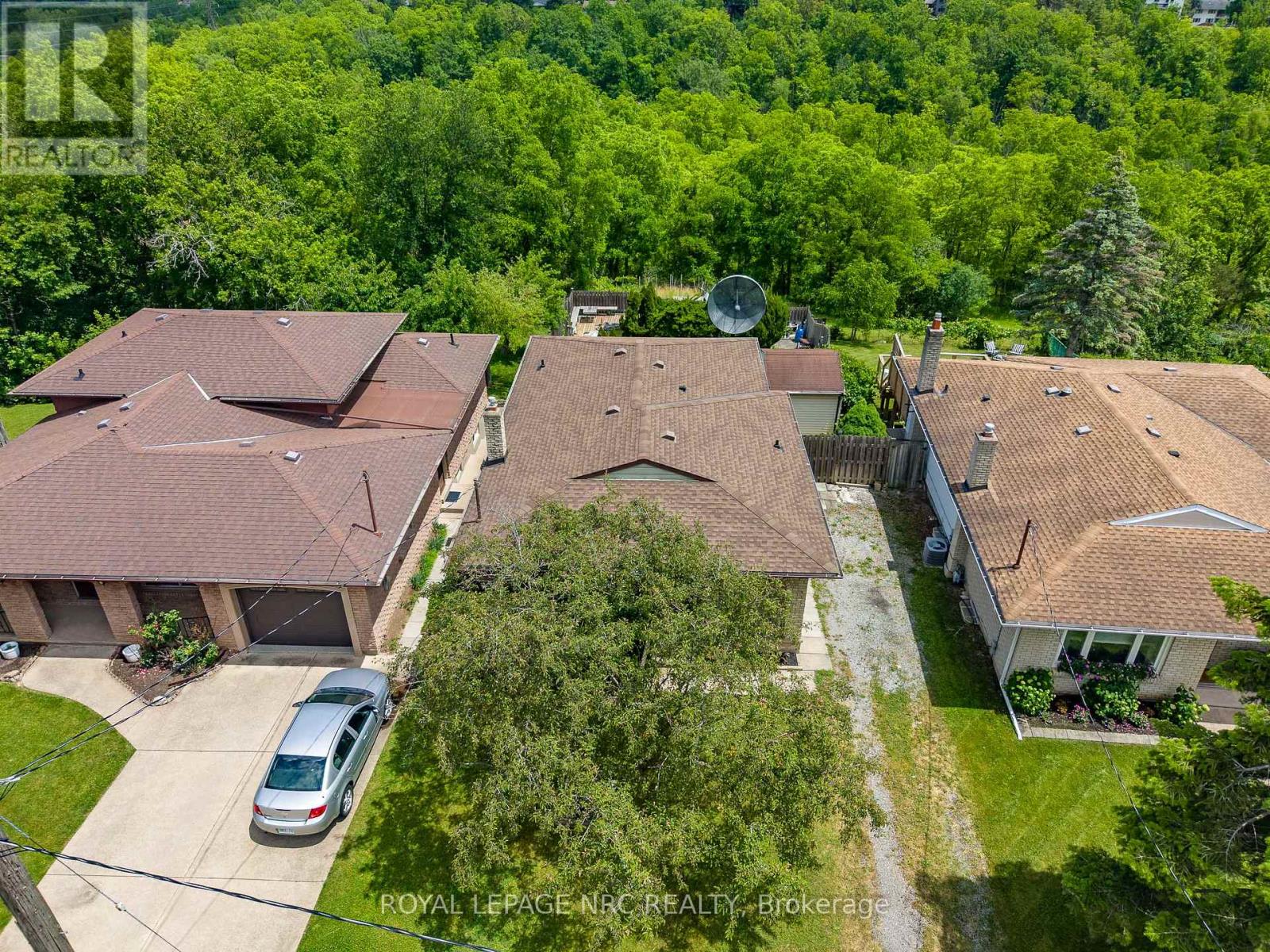 105 Hillview Road Property Photo 37