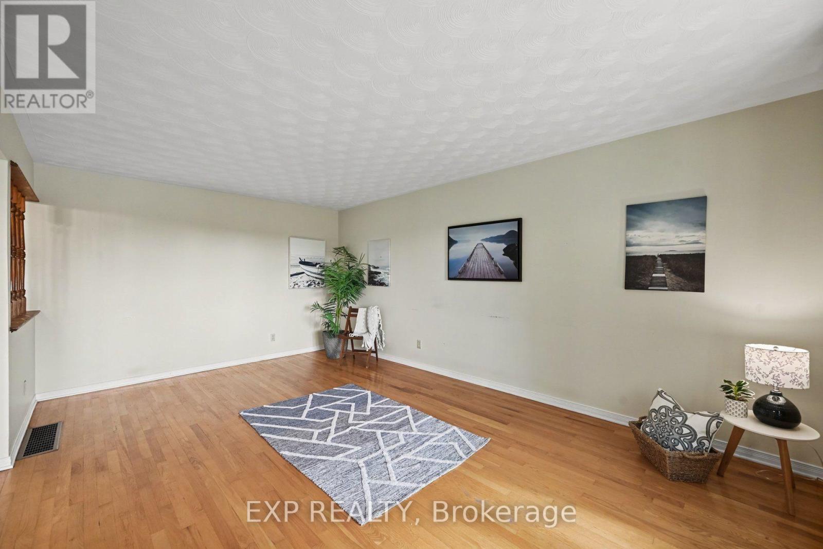 16719 Myers Road Property Photo 6