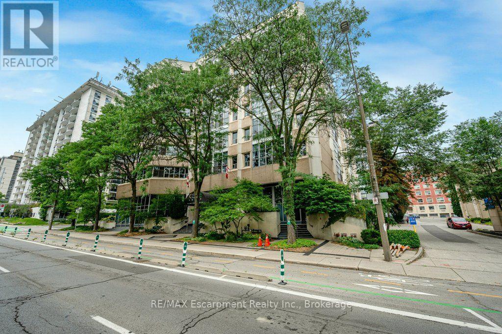 107 - 66 Bay Street S Property Photo 2