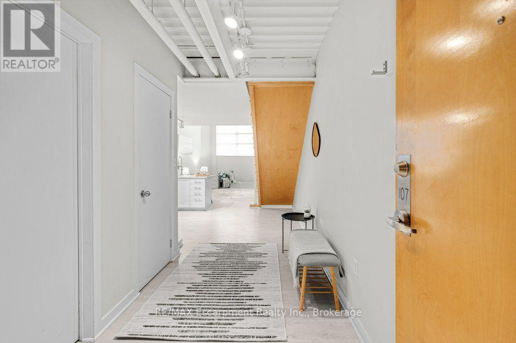107 - 66 Bay Street S Property Photo 6