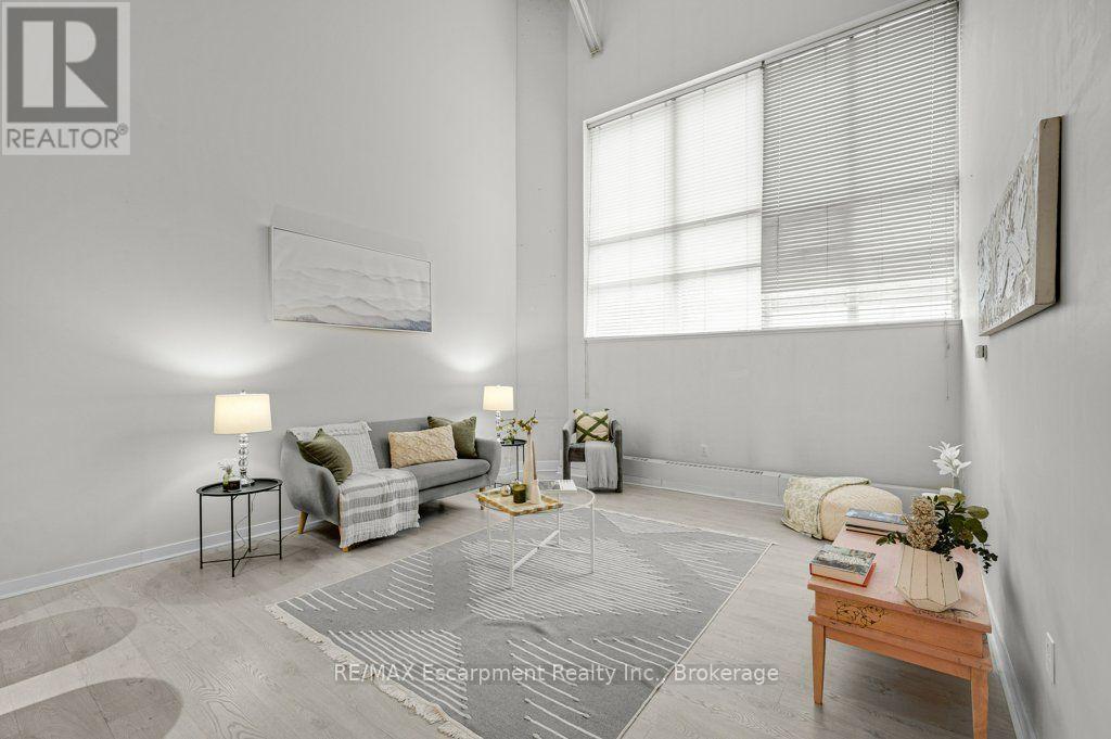 107 - 66 Bay Street S Property Photo 14