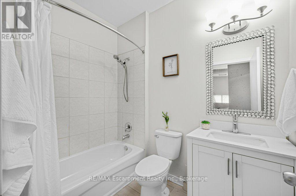 107 - 66 Bay Street S Property Photo 20