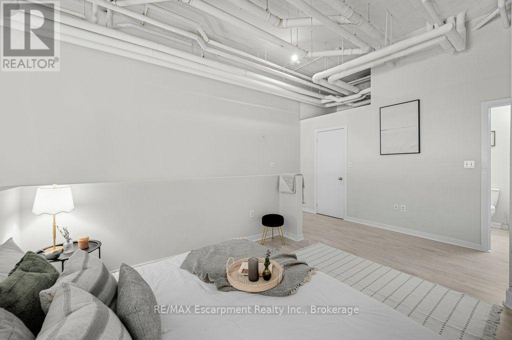 107 - 66 Bay Street S Property Photo 21